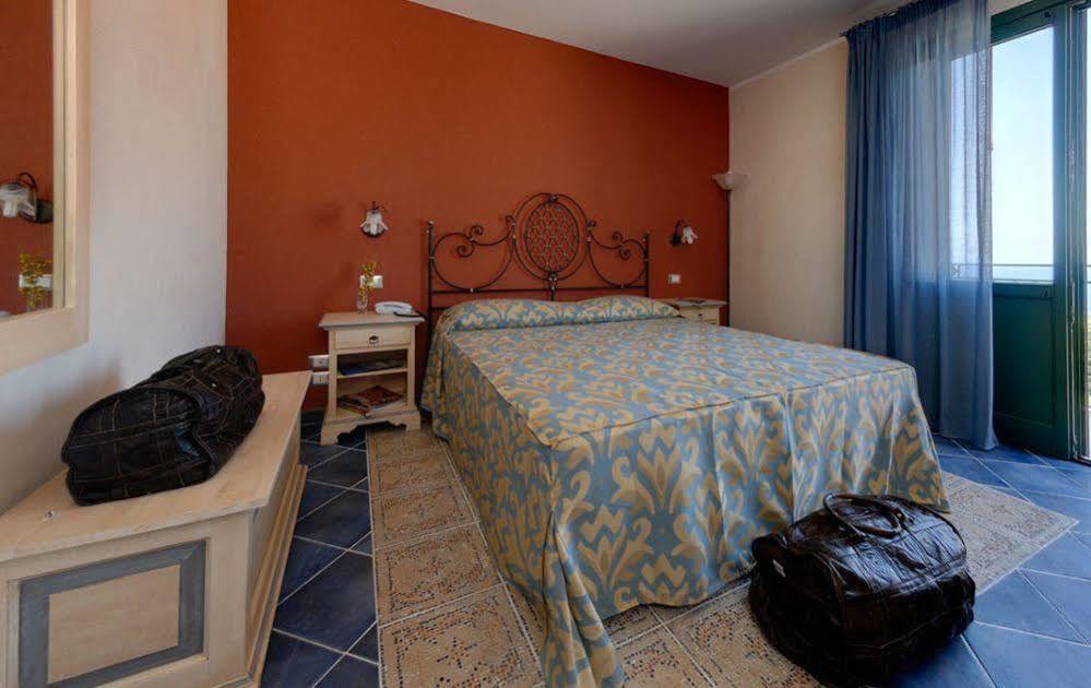 Baglio Dello Zingaro Hotel 4*