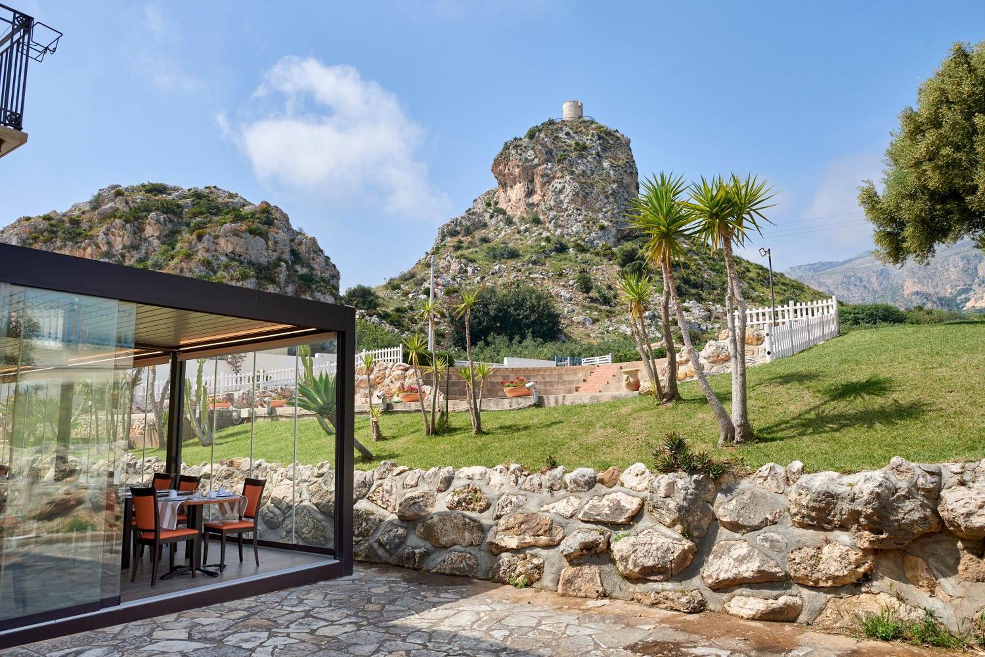 Hotel Baglio Dello Zingaro 4*